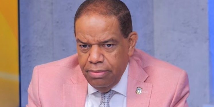 Danilo Díaz del PLD afirma certificación de la JCE no altera su consulta interna Danilo Díaz del PLD afirma certificación de la JCE no altera su consulta interna