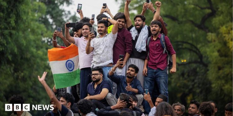 Dharmendra Pradhan, CJP: La protesta contra las "cucarachas" en India se cancela después de la dimisión del ministro de Educación