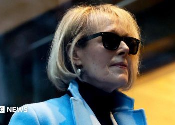 E Jean Carroll pide al juez que ordene a Trump pagar 5 millones de dólares después de que la Corte Suprema deniegue la apelación