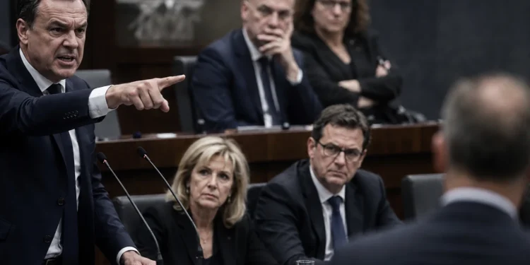 El bando del "bien" ya no tiene resultados, solo le queda el insulto El bando del "bien" ya no tiene resultados, solo le queda el insulto