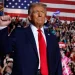 El desempleo bajó en EEUU bajo el gobierno de Trump y la economía mantiene la fortaleza del mercado laboral
