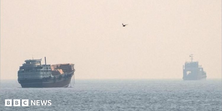 Estados Unidos lanza nuevos ataques contra Irán después de prometer "golpearlos duro" Estados Unidos lanza nuevos ataques contra Irán después de prometer "golpearlos duro"