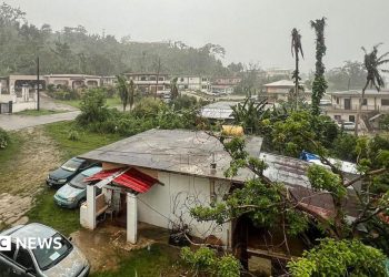 Evacuaciones en Guam a medida que se acerca el súper tifón Bavi