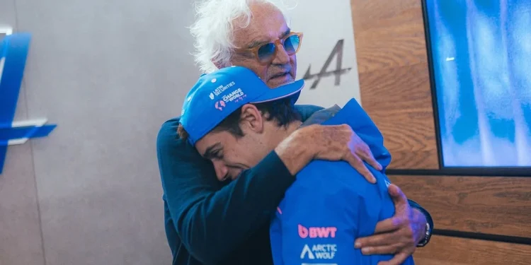 Flavio Briatore respaldó a Franco Colapinto y confía en la recuperación de Alpine para la segunda mitad del año
