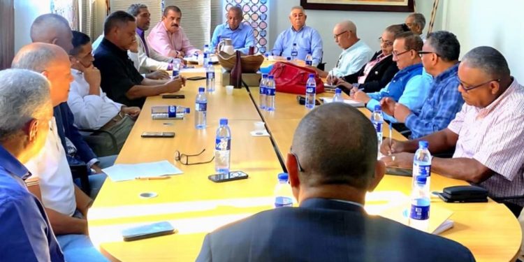 Gonzalo promete priorizar producción alimentos