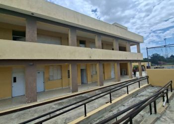 Infraestructura Escolar da toques finales a construcción de nuevo Liceo en Guayajayuco, Elías Piña para incorporarlo al nuevo año escolar