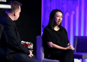 Intuit abandonó su propia arquitectura de agente de IA dos veces en cuatro meses. En VB Transform 2026, su vicepresidente de IA lo llamó la vía rápida