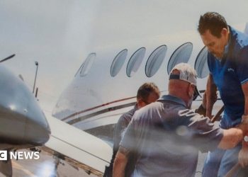 Ismael Zambada, famoso líder del cartel de la droga, condenado a cadena perpetua en prisión en Estados Unidos