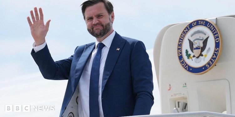 JD Vance dice que el castillo de Caernarfon fue "lo más genial que he visto en mi vida"
