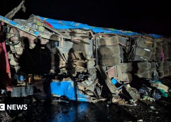 King David Junior School, Ndejje: Al menos 20 alumnos mueren en un accidente de tráfico en Uganda
