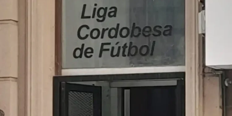 La Liga Cordobesa de Fútbol festeja un nuevo aniversario con inversiones y más deportistas
