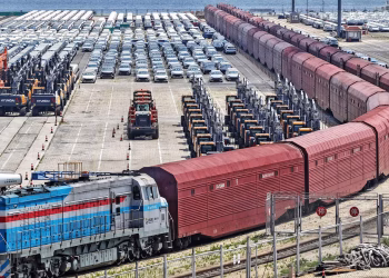 Las exportaciones de China en junio aumentan un 27% respecto al año anterior a medida que el auge de la IA impulsa una fuerte demanda