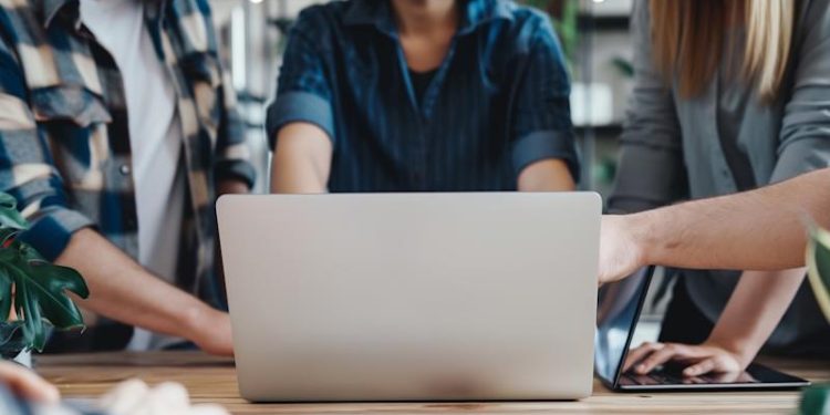 Las startups nativas digitales están abandonando las bases de datos rígidas por sus pilas de agentes