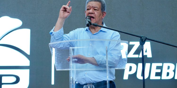 Leonel: El Gobierno del PRM aseguró carbón y gas natural a US$69 y “engañó al pueblo” para justificar la reforma fiscal