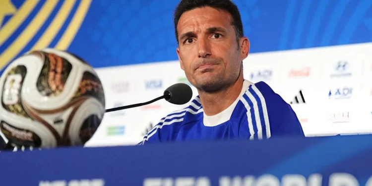 Lionel Scaloni palpitó la semifinal con Inglaterra: "Vamos a dejar hasta la última gota de sudor"