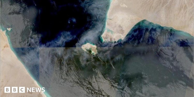 Los ataques hutíes aumentan el temor a un conflicto más amplio en Oriente Medio y a un mayor daño económico global Los ataques hutíes aumentan el temor a un conflicto más amplio en Oriente Medio y a un mayor daño económico global