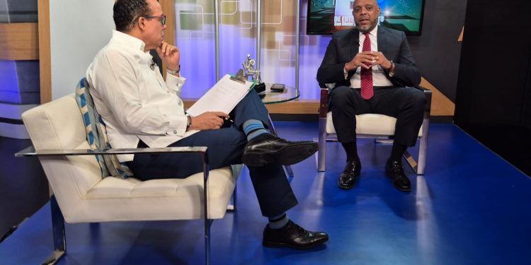 Luis Henríquez: “PRM desacreditó sistema político; fue mito eran más moral que PLD; Dio un desastre”