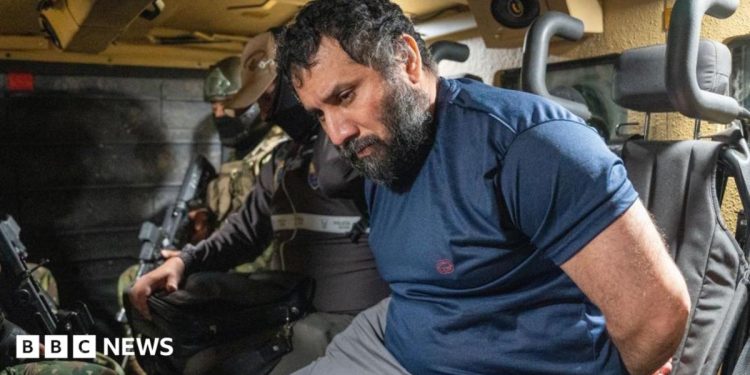 Men disguised as police kill Ecuadorean drug lord's brother