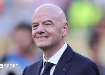 Mundial 2026: Gianni Infantino pide a los críticos de la FIFA que "mediten, oren o vean fútbol"