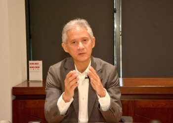PRM ocupa el primer lugar entre los gobiernos que más han endeudado al Estado dominicano desde 2004, afirma Haivanjoe Ng