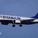 Pasajero casi fue aspirado por la ventana en el aire en un avión de Ryanair