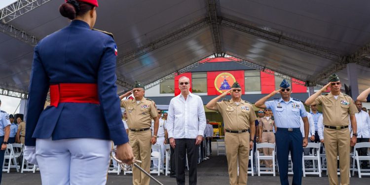 Presidente Abinader inaugura moderna sede del CEMED, equipada para continuar fortaleciendo la capacidad estratégica y operativa de respuesta del Estado ante emergencias y desastres Presidente Abinader inaugura moderna sede del CEMED, equipada para continuar fortaleciendo la capacidad estratégica y operativa de respuesta del Estado ante emergencias y desastres