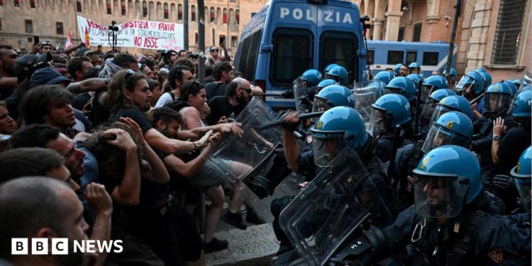 Protestas en Italia: decenas de heridos en Bolonia después de que un hombre muriera mientras era inmovilizado por la policía
