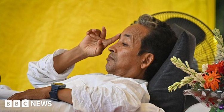 Sonam Wangchuk: Por qué la India sigue recurriendo a la huelga de hambre Sonam Wangchuk: Por qué la India sigue recurriendo a la huelga de hambre