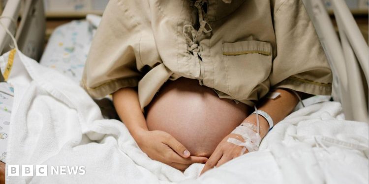 South Korea: Woman acquitted of murdering newborn after delivery