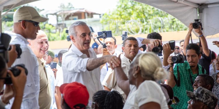 Transformación y desarrollo en Samaná con Abinader