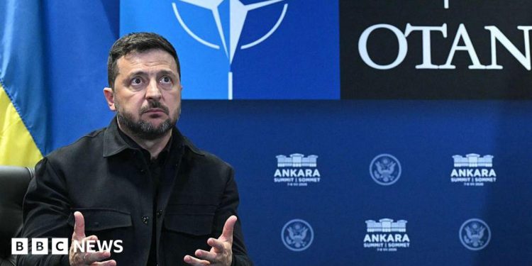 Trump dice que Ucrania obtendrá licencia para producir misiles Patriot