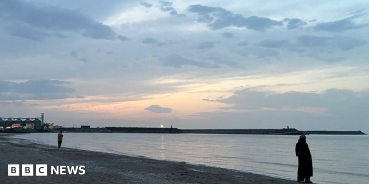 Ukraine dismisses Iranian threats as Caspian Sea strike directly links wars
