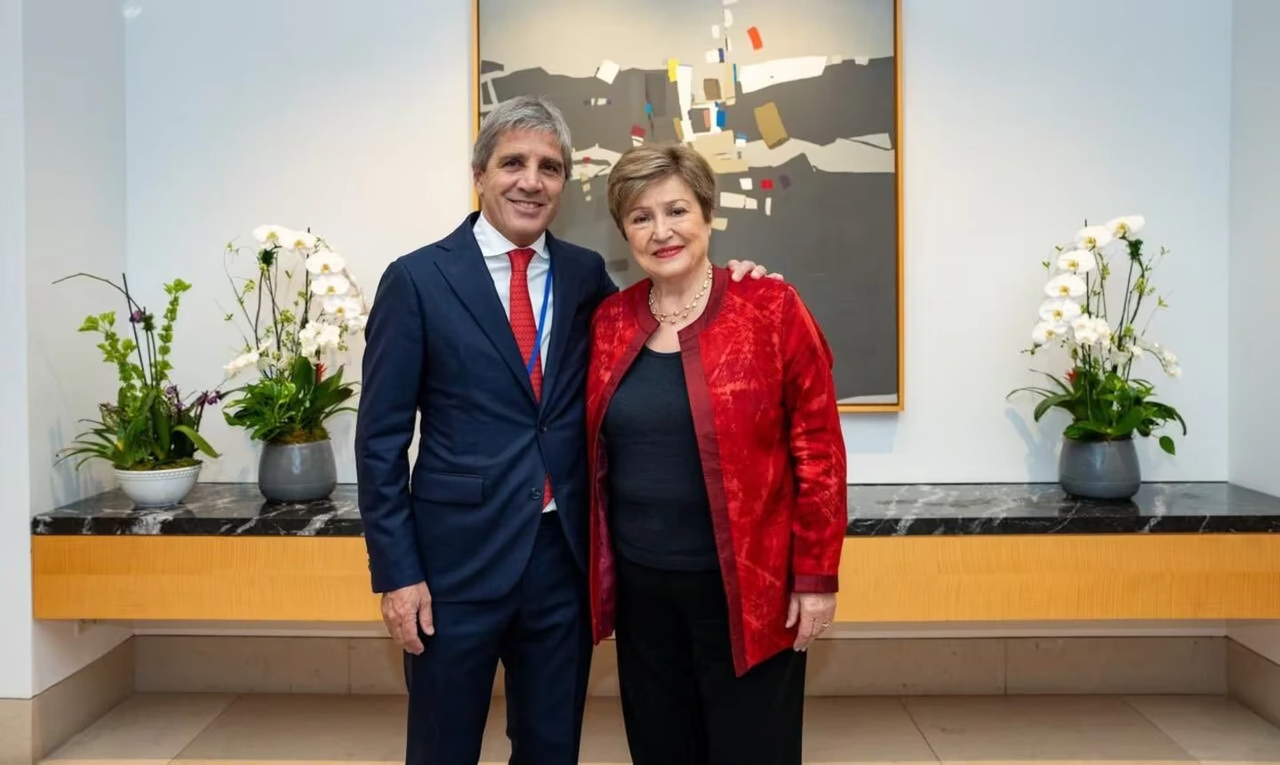 Luis Caputo y Kristalina Georgieva.