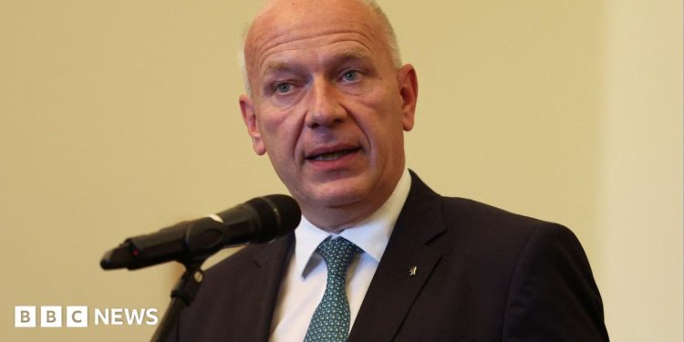 Berlin is being blackmailed by hackers, mayor says