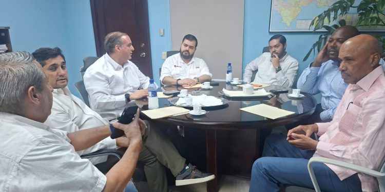 Cruz Roja llama a cooperar con el pueblo colombiano afectado...