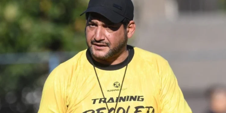 El DT de Recoleta confía en dar vuelta la serie ante Boca: "La diferencia de dos es remontable"