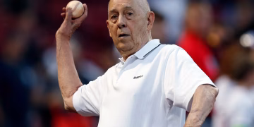 El cofundador de ESPN, Bill Rasmussen, muere a los 93 años por los efectos de la enfermedad de Parkinson