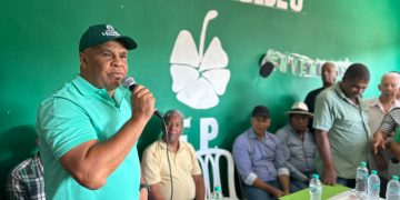Fuerza del Pueblo juramenta nuevos miembros y apertura local en Polo