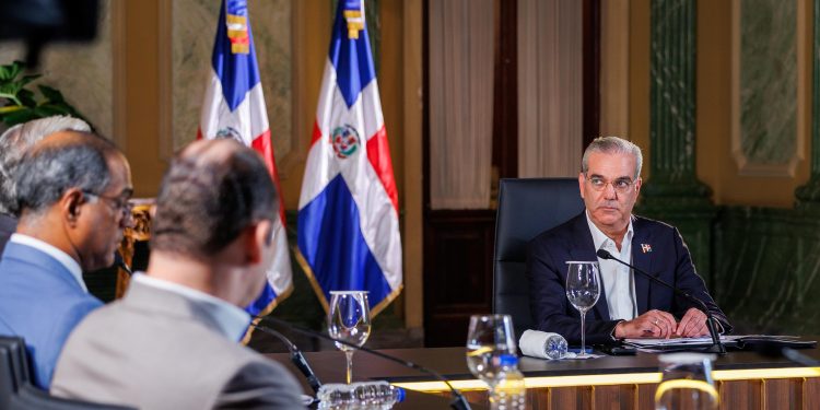 Gobierno presenta despliegue operativo integral para garantizar el inicio exitoso del año escolar Gobierno presenta despliegue operativo integral para garantizar el inicio exitoso del año escolar
