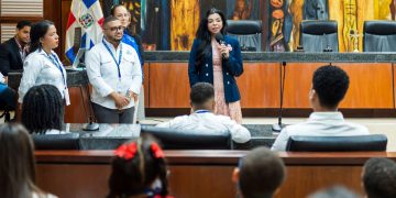 Hijos de los servidores del Ministerio Público participan en programa “Fiscal por un día” Hijos de los servidores del Ministerio Público participan en programa “Fiscal por un día”