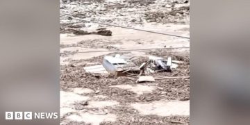 Hikers feared missing after flash flooding hits Grand Canyon