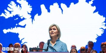 Iceland holds knife-edge referendum on EU - and it could be decided on fish
