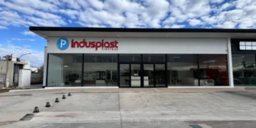 Indusplast Piscinas inaugurará un local insignia en Córdoba Capital