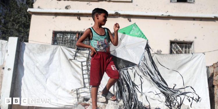 Israel warns of 'forceful' response to kites flown from Gaza
