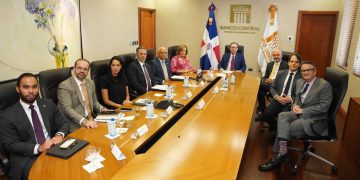 J.P. Morgan expresa intención de expandir inversiones en República Dominicana luego de encuentro con Valdez Albizu J.P. Morgan expresa intención de expandir inversiones en República Dominicana luego de encuentro con Valdez Albizu