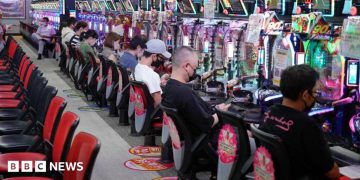 Japan executes man who killed five in gaming parlour fire
