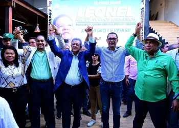 Leonel afirma PRM no pudo mantener 24 horas de electricidad y la gente está cansada de apagones