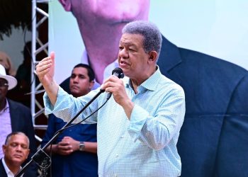 Leonel asegura PRM no pudo mantener programa de 24 horas de energía: “El pueblo se cansó”