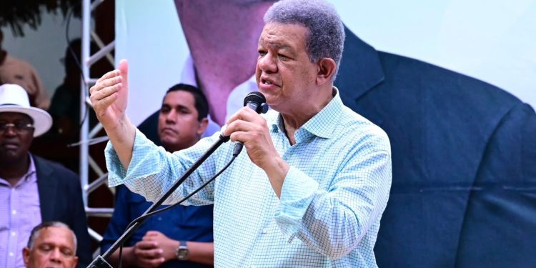 Leonel asegura PRM no pudo mantener programa de 24 horas de energía: “El pueblo se cansó”