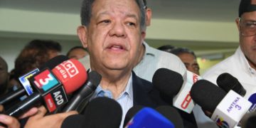 Leonel: canasta básica sigue subiendo con el PRM; pasó de RD$28 mil a RD$49 mil y provoca cierre de comercios por falta de clientes